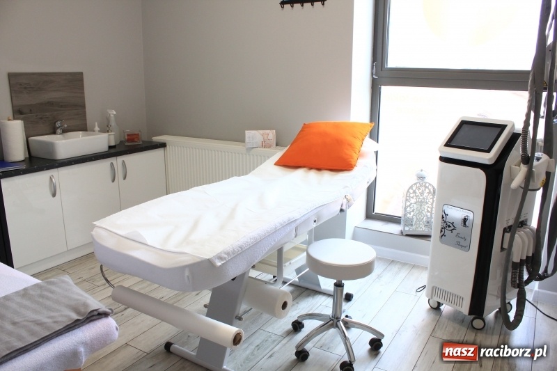 Zdjęcie w galerii na portalu naszraciborz.pl: Zadbaj o zdrowie, utratę kilogramów i piękno swoich stóp wiadomości z regionu