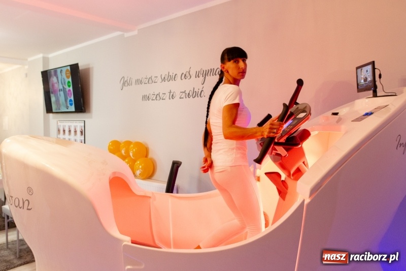 Zdjęcie w galerii na portalu naszraciborz.pl: Zadbaj o zdrowie, utratę kilogramów i piękno swoich stóp wiadomości z regionu