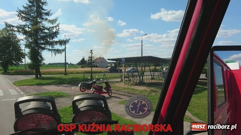 Zdjęcie w galerii na portalu naszraciborz.pl: Pożar zboża w miejscowości Ruda. W akcji wykorzystano samolot gaśniczy  wiadomości z regionu