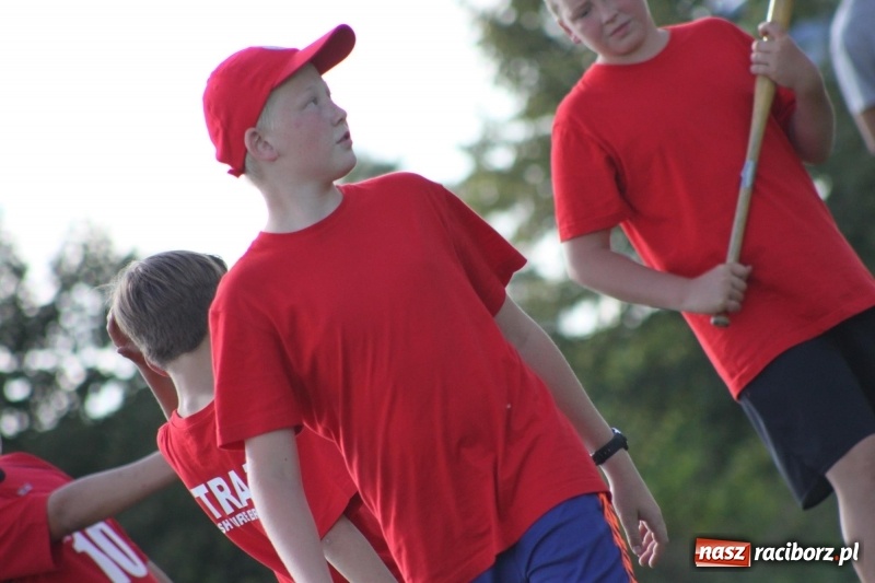 Zdjęcie w galerii na portalu naszraciborz.pl: Gmina Pietrowice Wielkie zorganizowała rozgrywki w piłce palantowej  wiadomości z regionu