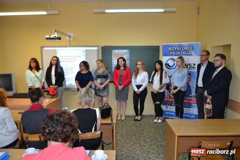 Zdjęcie w galerii na portalu naszraciborz.pl: Instytut Neofilologii PWSZ w Raciborzu zakończył I etap programu Pilotażowych Praktyk Zawodowych wiadomości z regionu