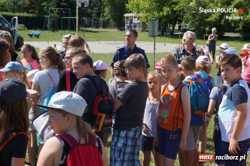 Zdjęcie w galerii na portalu naszraciborz.pl: Piknik z Policją Kręci mnie bezpieczeństwo wiadomości z regionu