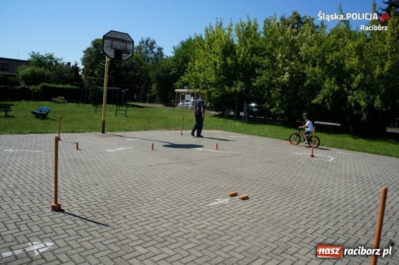 Zdjęcie w galerii na portalu naszraciborz.pl: Piknik z Policją Kręci mnie bezpieczeństwo wiadomości z regionu
