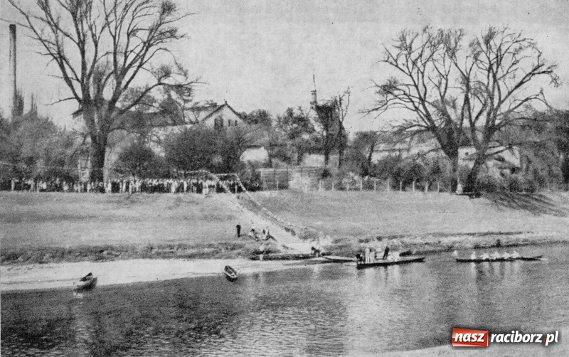 Zdjęcie w galerii na portalu naszraciborz.pl: Tak przez ponad sto lat zmieniały się raciborskie bulwary nad Odrą wiadomości z regionu