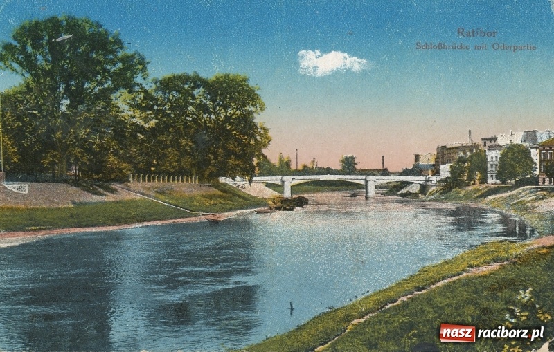 Zdjęcie w galerii na portalu naszraciborz.pl: Tak przez ponad sto lat zmieniały się raciborskie bulwary nad Odrą wiadomości z regionu