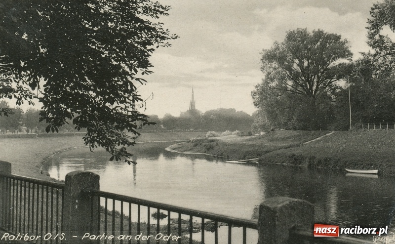 Zdjęcie w galerii na portalu naszraciborz.pl: Tak przez ponad sto lat zmieniały się raciborskie bulwary nad Odrą wiadomości z regionu