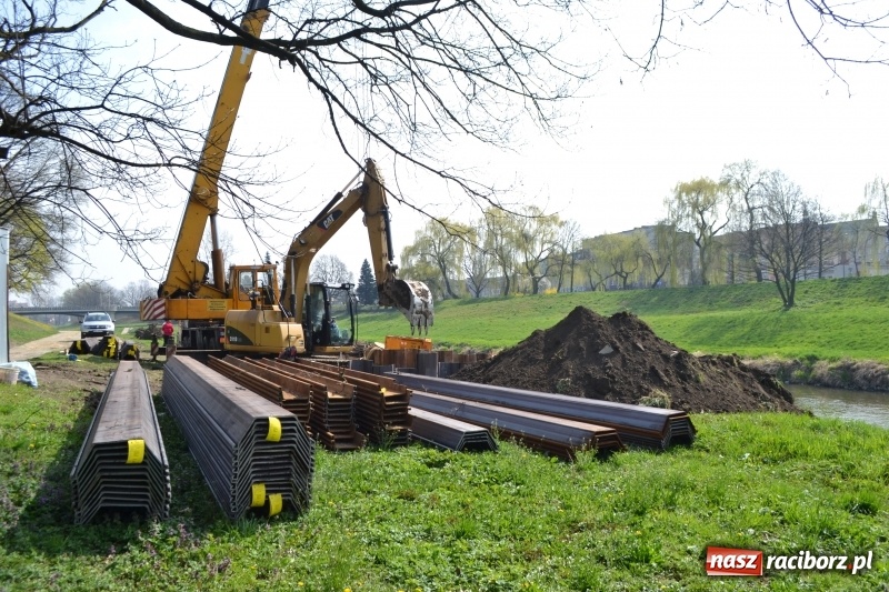 Zdjęcie w galerii na portalu naszraciborz.pl: Tak przez ponad sto lat zmieniały się raciborskie bulwary nad Odrą wiadomości z regionu