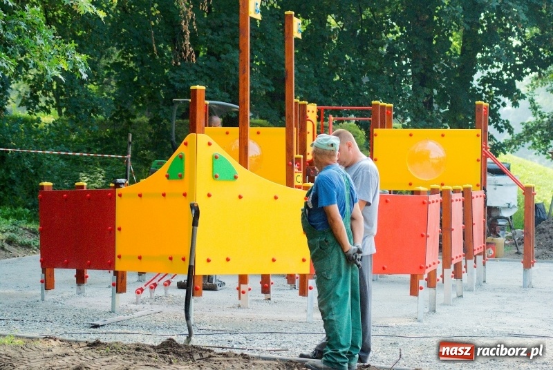 Zdjęcie w galerii na portalu naszraciborz.pl: Tak przez ponad sto lat zmieniały się raciborskie bulwary nad Odrą wiadomości z regionu