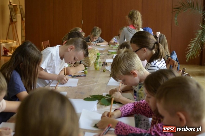 Zdjęcie w galerii na portalu naszraciborz.pl: Warsztaty letnie z Raciborskim Centrum Kultury wiadomości z regionu
