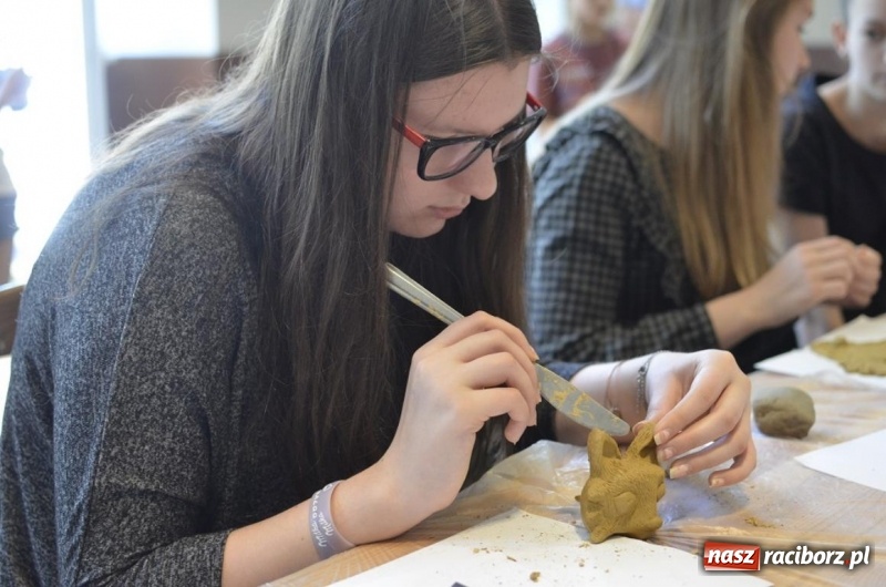Zdjęcie w galerii na portalu naszraciborz.pl: Warsztaty letnie z Raciborskim Centrum Kultury wiadomości z regionu