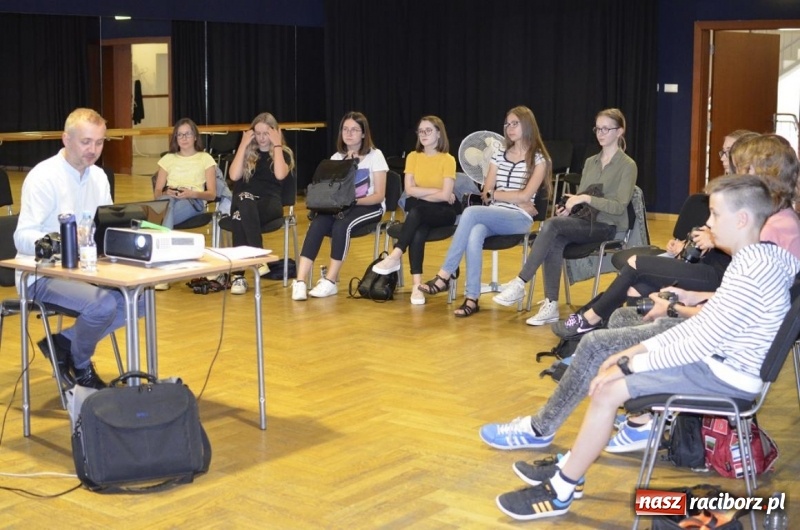 Zdjęcie w galerii na portalu naszraciborz.pl: Warsztaty letnie z Raciborskim Centrum Kultury wiadomości z regionu