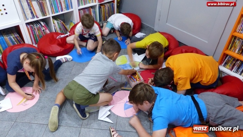 Zdjęcie w galerii na portalu naszraciborz.pl: Lato z biblioteką: skandynawski wtorek, indiański czwartek wiadomości z regionu