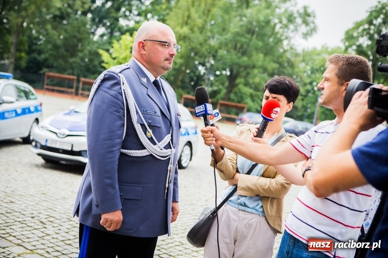 Zdjęcie w galerii na portalu naszraciborz.pl: Awanse i toyoty, czyli Święto Policji w Raciborzu FOTO i WIDEO wiadomości z regionu