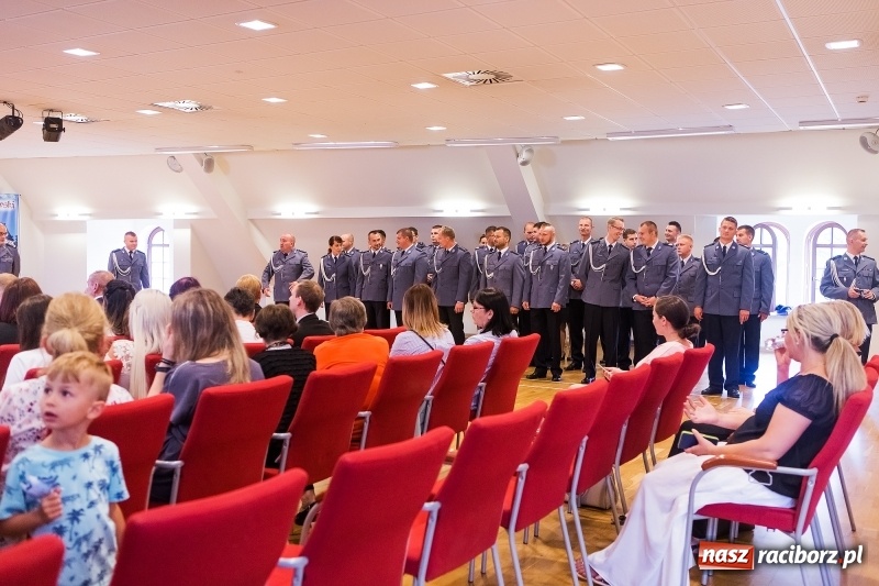 Zdjęcie w galerii na portalu naszraciborz.pl: Awanse i toyoty, czyli Święto Policji w Raciborzu FOTO i WIDEO wiadomości z regionu