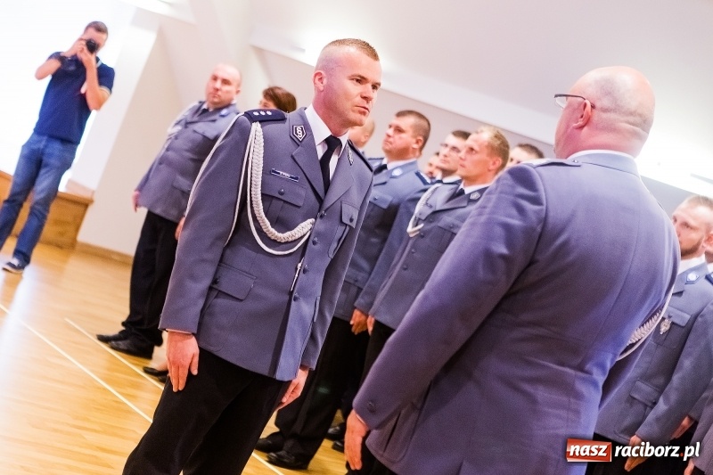 Zdjęcie w galerii na portalu naszraciborz.pl: Awanse i toyoty, czyli Święto Policji w Raciborzu FOTO i WIDEO wiadomości z regionu