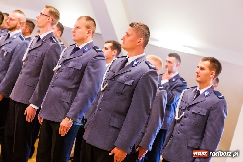 Zdjęcie w galerii na portalu naszraciborz.pl: Awanse i toyoty, czyli Święto Policji w Raciborzu FOTO i WIDEO wiadomości z regionu