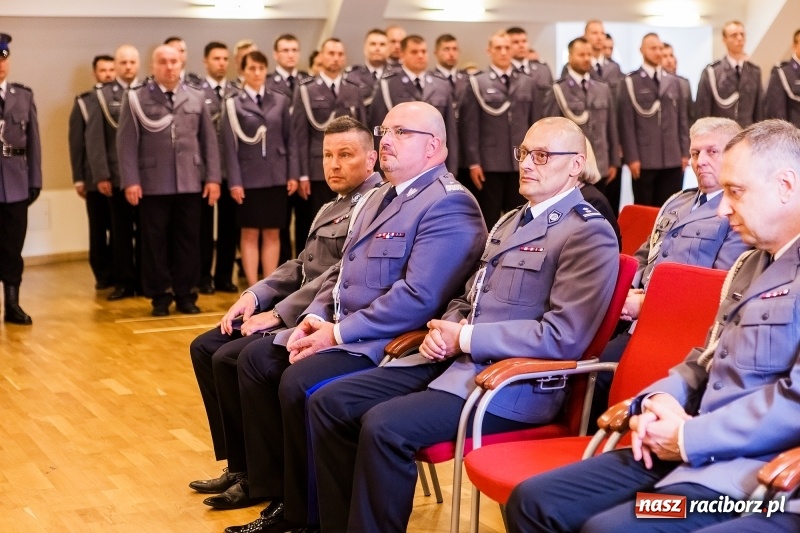 Zdjęcie w galerii na portalu naszraciborz.pl: Awanse i toyoty, czyli Święto Policji w Raciborzu FOTO i WIDEO wiadomości z regionu
