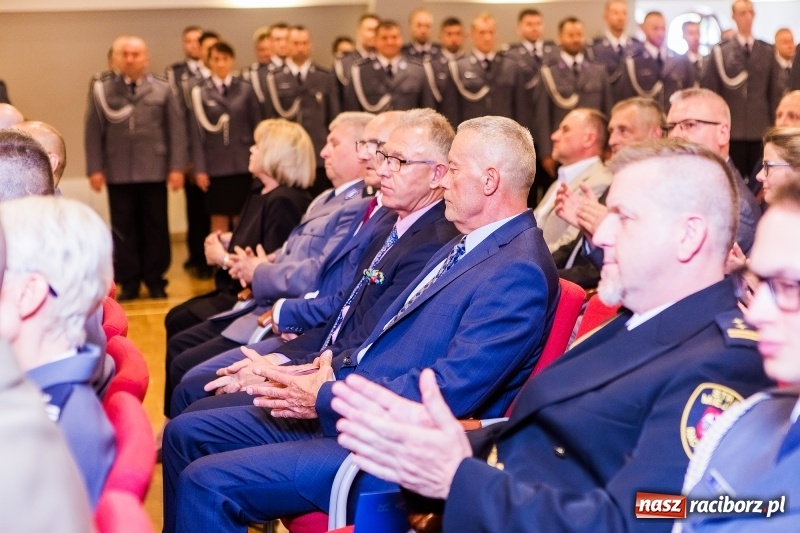 Zdjęcie w galerii na portalu naszraciborz.pl: Awanse i toyoty, czyli Święto Policji w Raciborzu FOTO i WIDEO wiadomości z regionu