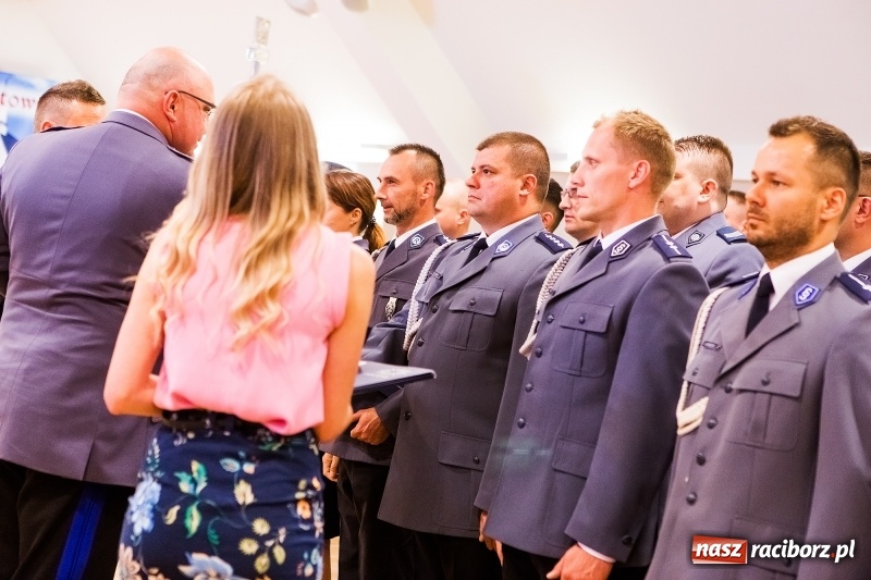 Zdjęcie w galerii na portalu naszraciborz.pl: Awanse i toyoty, czyli Święto Policji w Raciborzu FOTO i WIDEO wiadomości z regionu