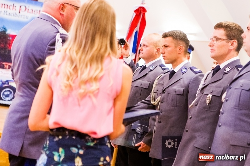 Zdjęcie w galerii na portalu naszraciborz.pl: Awanse i toyoty, czyli Święto Policji w Raciborzu FOTO i WIDEO wiadomości z regionu