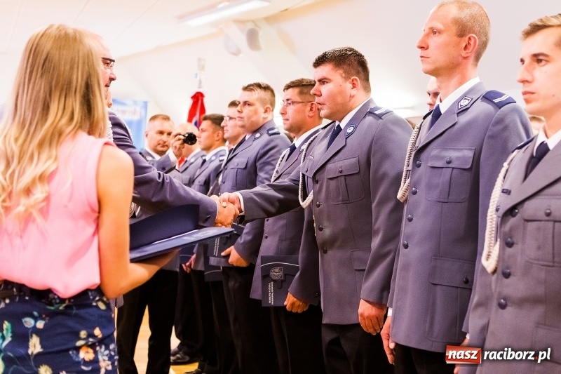 Zdjęcie w galerii na portalu naszraciborz.pl: Awanse i toyoty, czyli Święto Policji w Raciborzu FOTO i WIDEO wiadomości z regionu