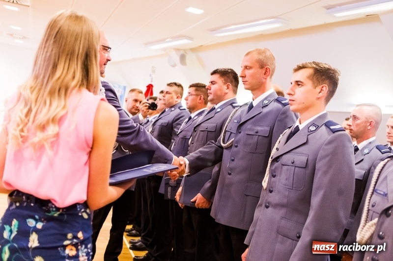 Zdjęcie w galerii na portalu naszraciborz.pl: Awanse i toyoty, czyli Święto Policji w Raciborzu FOTO i WIDEO wiadomości z regionu