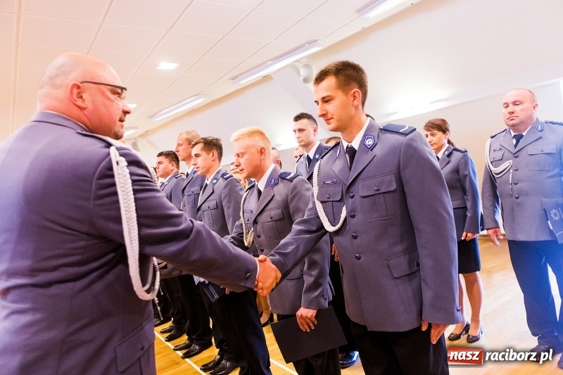 Zdjęcie w galerii na portalu naszraciborz.pl: Awanse i toyoty, czyli Święto Policji w Raciborzu FOTO i WIDEO wiadomości z regionu
