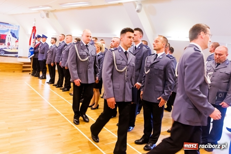 Zdjęcie w galerii na portalu naszraciborz.pl: Awanse i toyoty, czyli Święto Policji w Raciborzu FOTO i WIDEO wiadomości z regionu