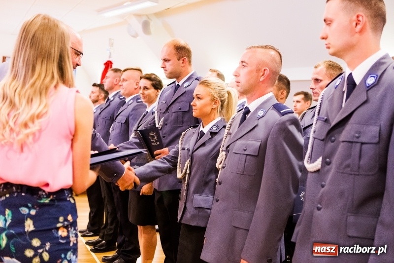 Zdjęcie w galerii na portalu naszraciborz.pl: Awanse i toyoty, czyli Święto Policji w Raciborzu FOTO i WIDEO wiadomości z regionu
