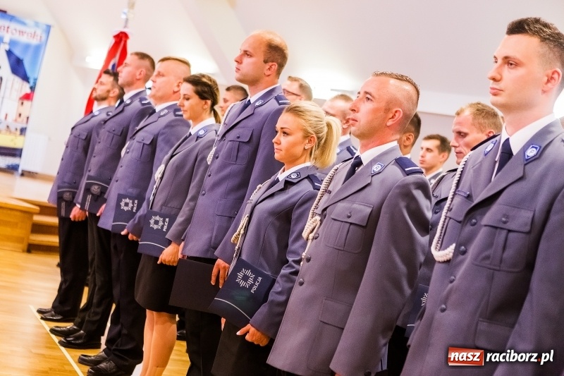 Zdjęcie w galerii na portalu naszraciborz.pl: Awanse i toyoty, czyli Święto Policji w Raciborzu FOTO i WIDEO wiadomości z regionu