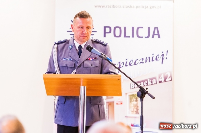 Zdjęcie w galerii na portalu naszraciborz.pl: Awanse i toyoty, czyli Święto Policji w Raciborzu FOTO i WIDEO wiadomości z regionu