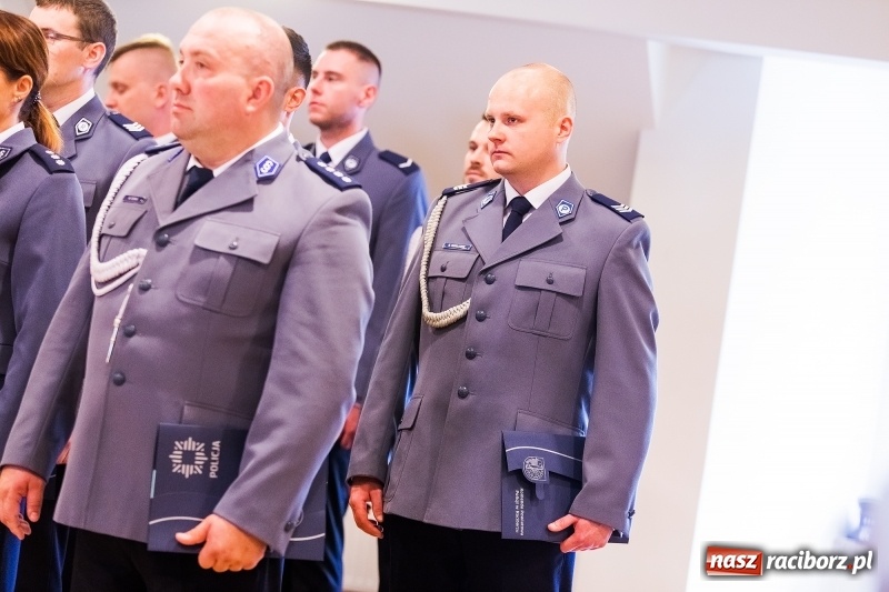 Zdjęcie w galerii na portalu naszraciborz.pl: Awanse i toyoty, czyli Święto Policji w Raciborzu FOTO i WIDEO wiadomości z regionu