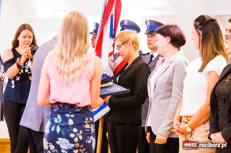 Zdjęcie w galerii na portalu naszraciborz.pl: Awanse i toyoty, czyli Święto Policji w Raciborzu FOTO i WIDEO wiadomości z regionu