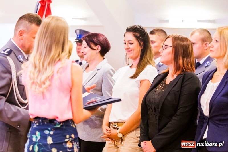 Zdjęcie w galerii na portalu naszraciborz.pl: Awanse i toyoty, czyli Święto Policji w Raciborzu FOTO i WIDEO wiadomości z regionu