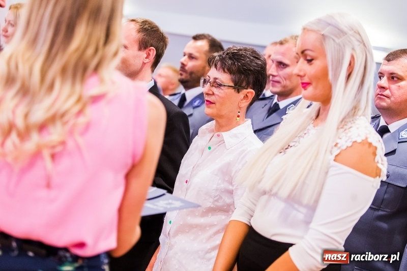 Zdjęcie w galerii na portalu naszraciborz.pl: Awanse i toyoty, czyli Święto Policji w Raciborzu FOTO i WIDEO wiadomości z regionu