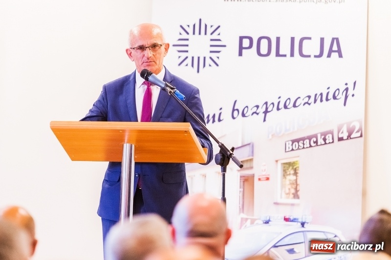 Zdjęcie w galerii na portalu naszraciborz.pl: Awanse i toyoty, czyli Święto Policji w Raciborzu FOTO i WIDEO wiadomości z regionu