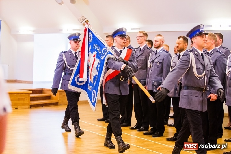 Zdjęcie w galerii na portalu naszraciborz.pl: Awanse i toyoty, czyli Święto Policji w Raciborzu FOTO i WIDEO wiadomości z regionu