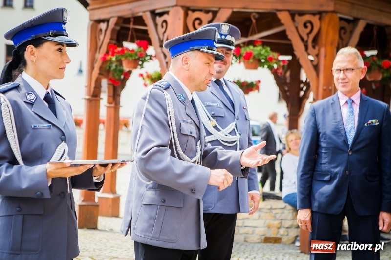 Zdjęcie w galerii na portalu naszraciborz.pl: Awanse i toyoty, czyli Święto Policji w Raciborzu FOTO i WIDEO wiadomości z regionu