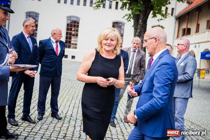 Zdjęcie w galerii na portalu naszraciborz.pl: Awanse i toyoty, czyli Święto Policji w Raciborzu FOTO i WIDEO wiadomości z regionu