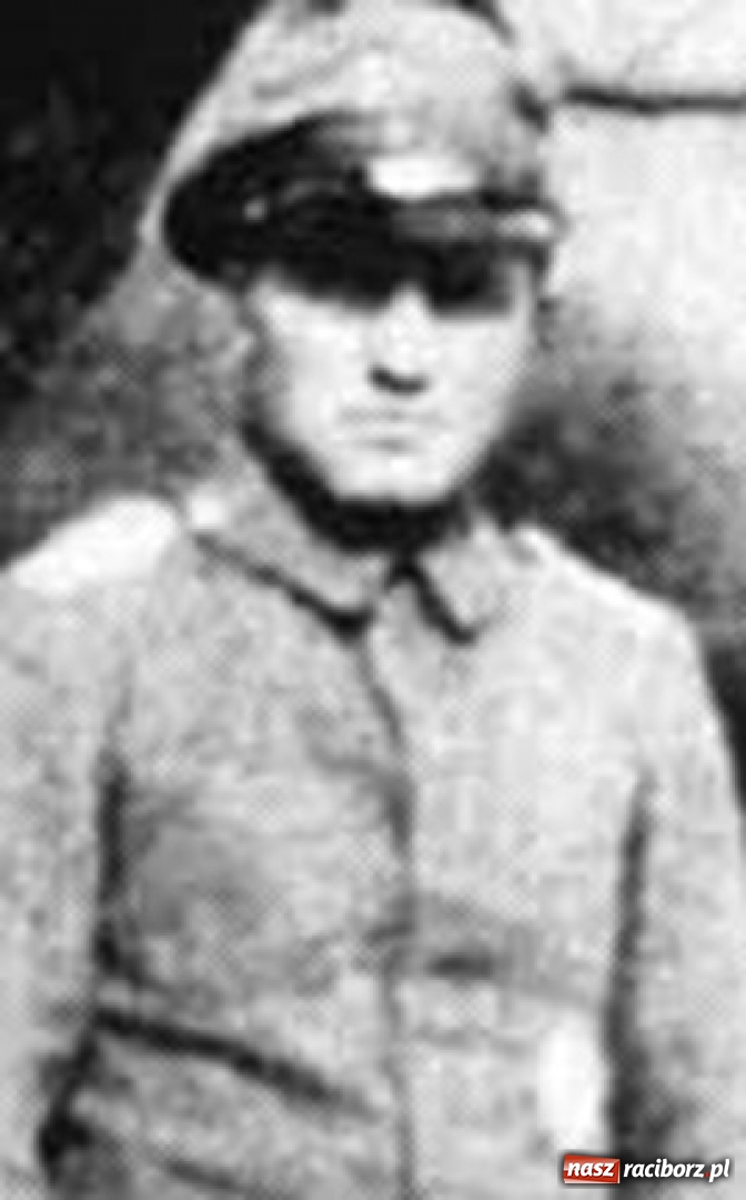 Zdjęcie w galerii na portalu naszraciborz.pl: Złoty zegarek z dedykacją. Raciborzanie dla bohaterskiego lotnika  wiadomości z regionu