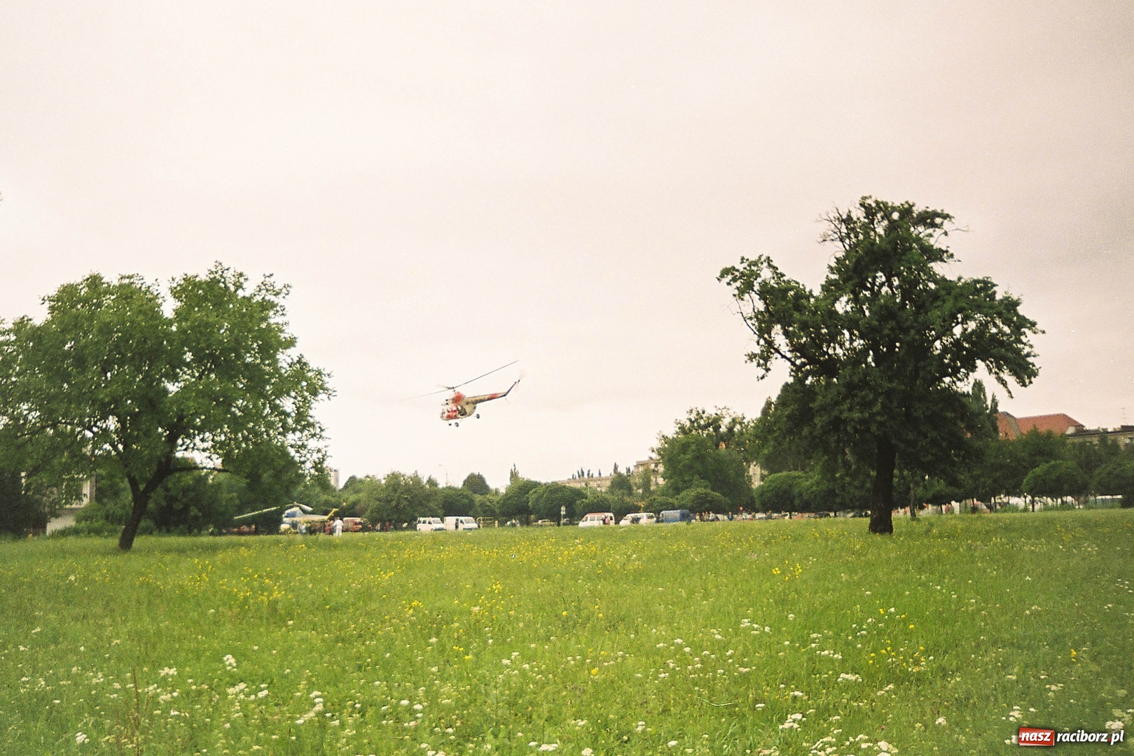 Zdjęcie w galerii na portalu naszraciborz.pl: Niepublikowane zdjęcia z powodzi w 1997 roku wiadomości z regionu