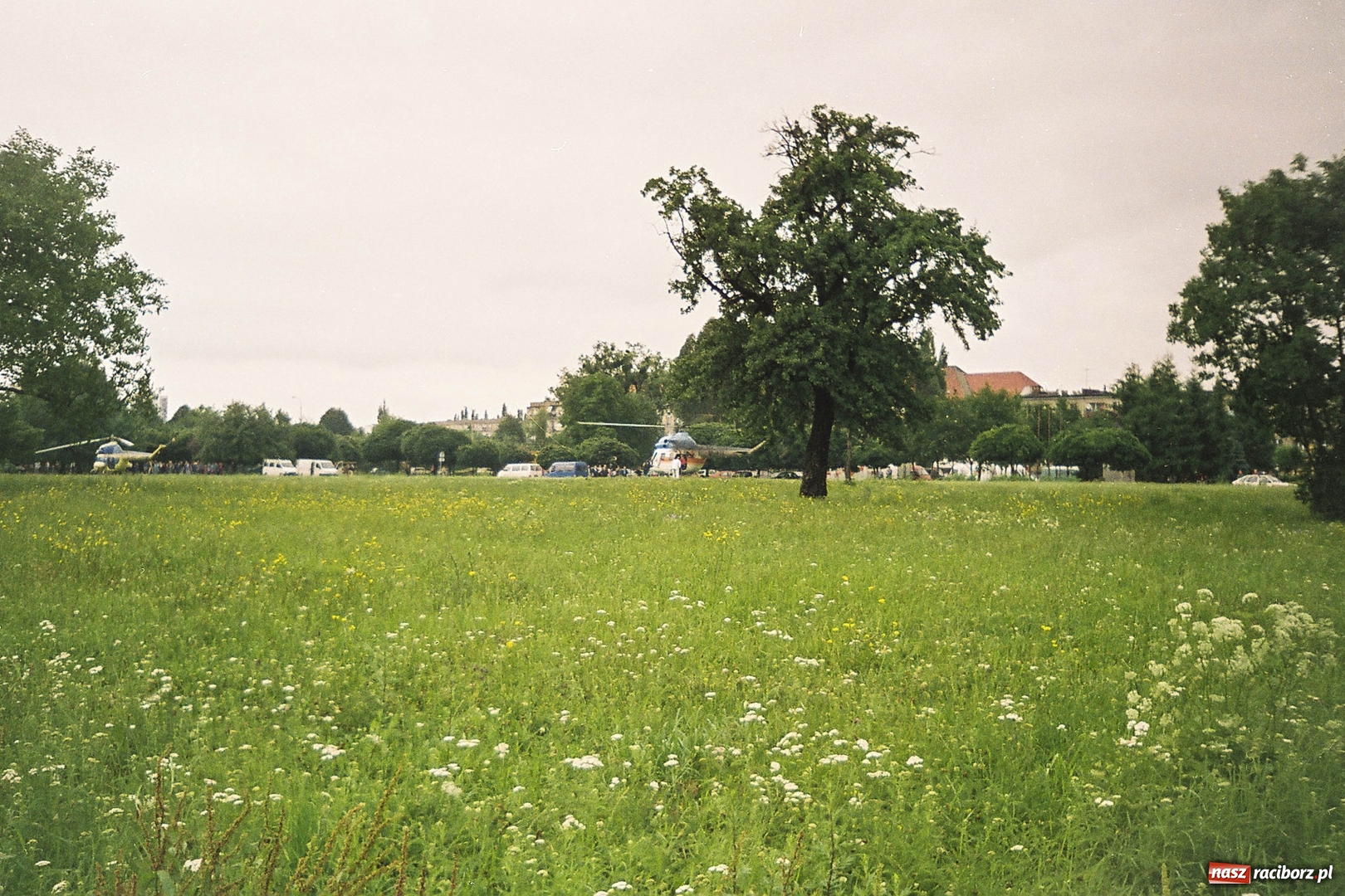 Zdjęcie w galerii na portalu naszraciborz.pl: Niepublikowane zdjęcia z powodzi w 1997 roku wiadomości z regionu