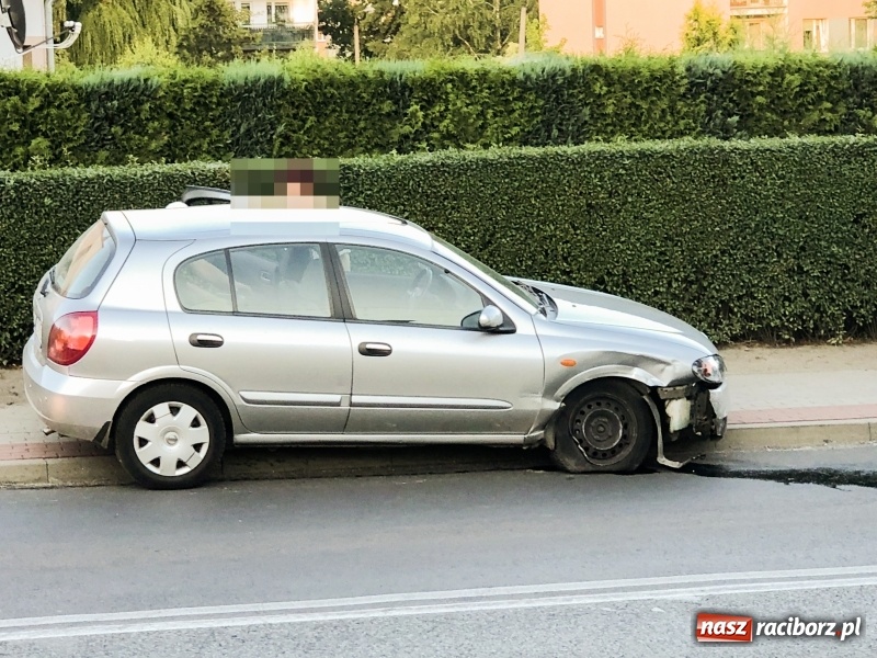 Zdjęcie w galerii na portalu naszraciborz.pl: Policja zatrzymała pijanego 55-latka, sprawcę kolizji wiadomości z regionu