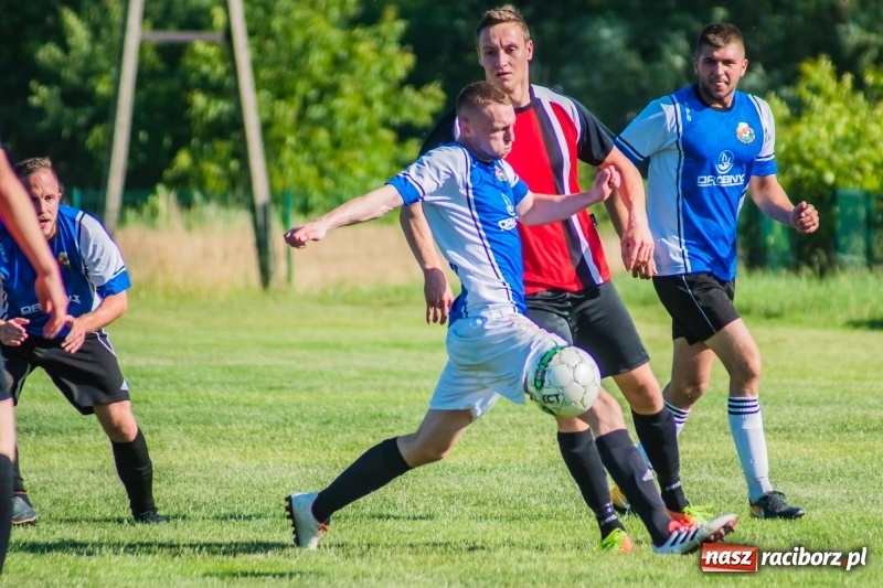 Zdjęcie w galerii na portalu naszraciborz.pl: Brzezie rozpoczęło przygotowania do nowego sezonu od remisu z Odrą Nieboczowy wiadomości z regionu