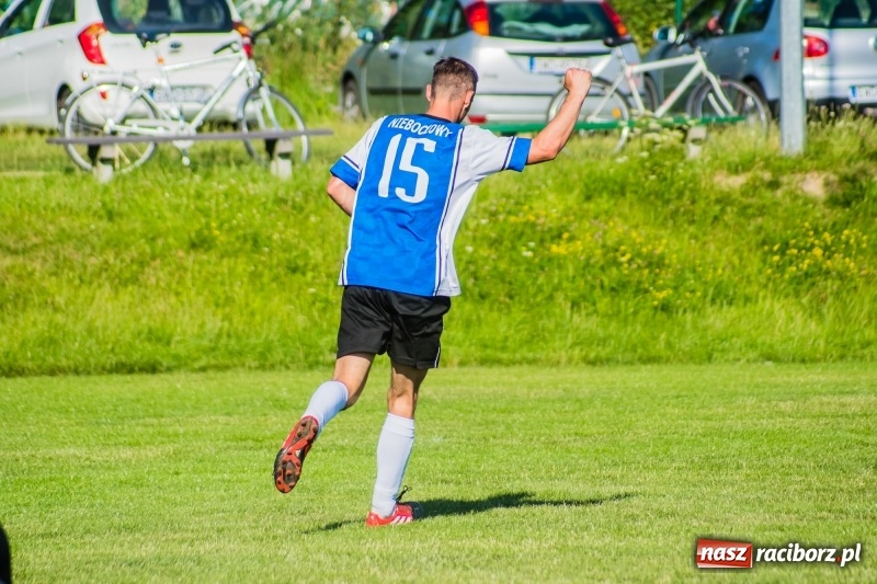 Zdjęcie w galerii na portalu naszraciborz.pl: Brzezie rozpoczęło przygotowania do nowego sezonu od remisu z Odrą Nieboczowy wiadomości z regionu