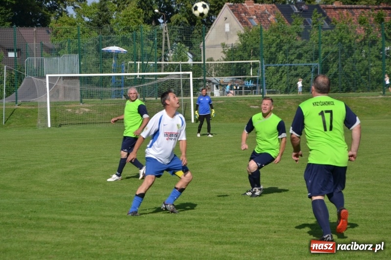 Zdjęcie w galerii na portalu naszraciborz.pl: Odlboje walczyli na murawie w Chałupkach  wiadomości z regionu