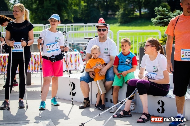 Zdjęcie w galerii na portalu naszraciborz.pl: Nordic Walking koroną wałów w Raciborzu wiadomości z regionu