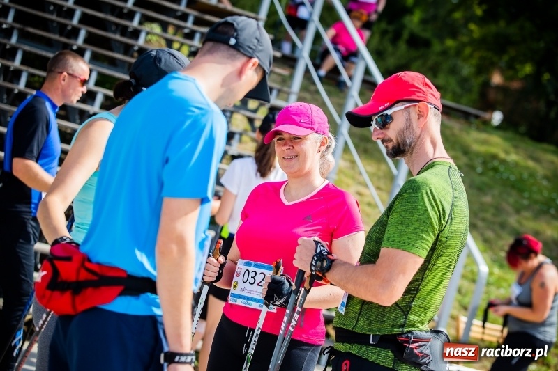 Zdjęcie w galerii na portalu naszraciborz.pl: Nordic Walking koroną wałów w Raciborzu wiadomości z regionu