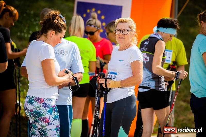Zdjęcie w galerii na portalu naszraciborz.pl: Nordic Walking koroną wałów w Raciborzu wiadomości z regionu