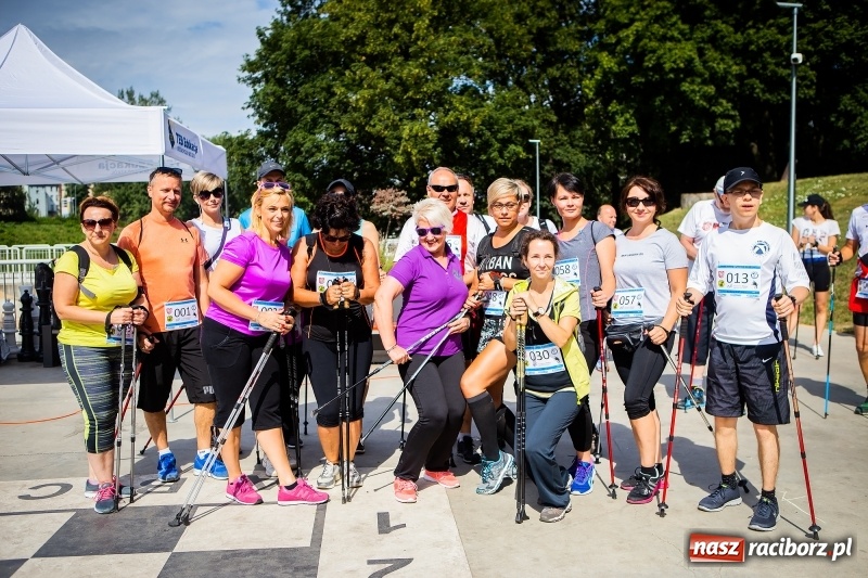 Zdjęcie w galerii na portalu naszraciborz.pl: Nordic Walking koroną wałów w Raciborzu wiadomości z regionu